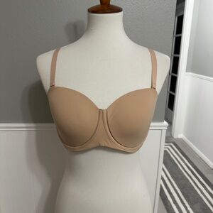 NWT Skims Fits Everybody Strapless Bra size 36D